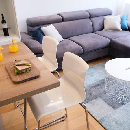 Apartman Leona 4*, Kantrida 里耶卡 外观 照片