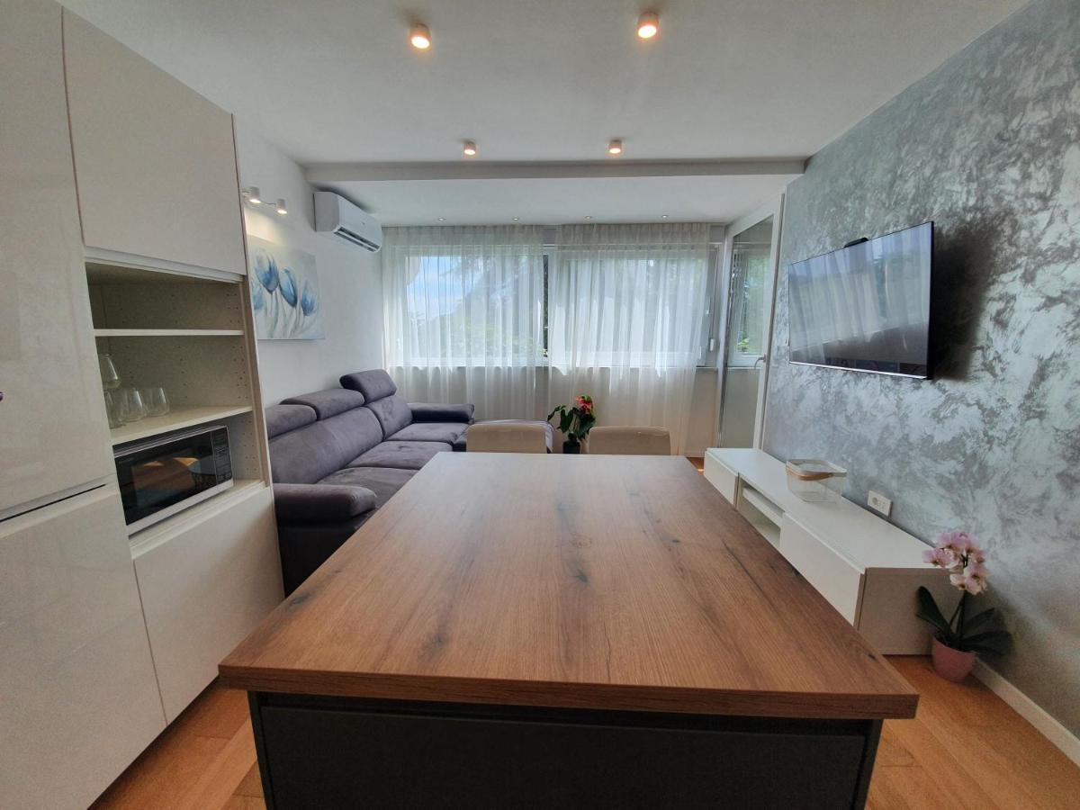 Apartman Leona 4*, Kantrida 里耶卡 外观 照片
