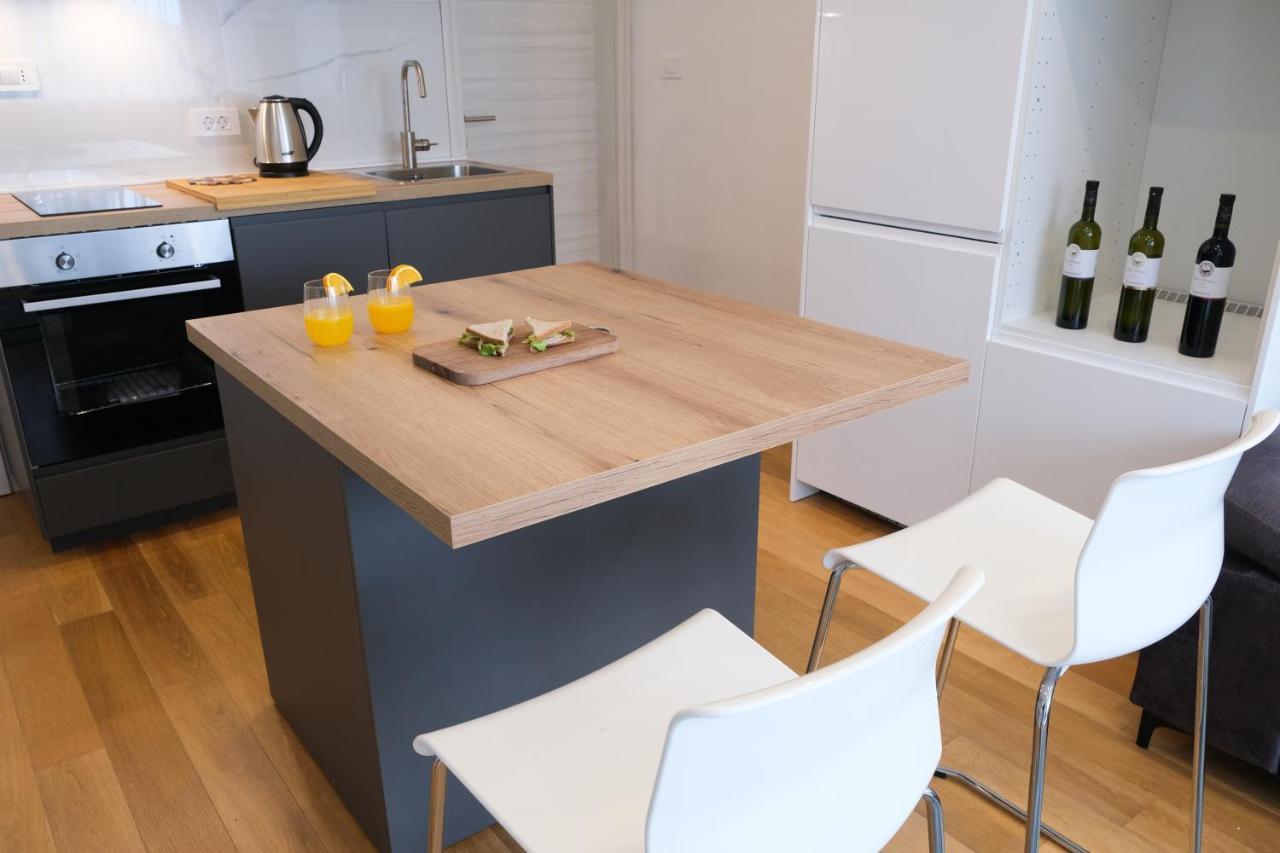 Apartman Leona 4*, Kantrida 里耶卡 外观 照片